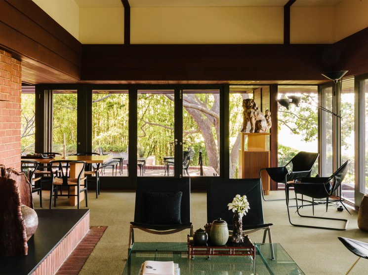 A careful restoration brings Harwell Hamilton Harris’s Birtcher-Share House into a new era