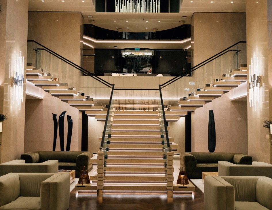 To the upper decks