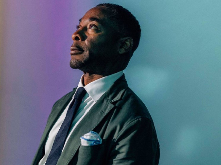 A portrait of Franklin Sirmans.