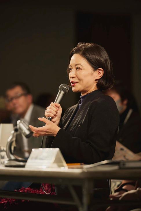 Tamae Hirokawa as a judge at the fashion contest