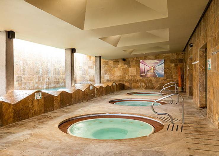 Indoor jacuzzis at Parador de El Saler.