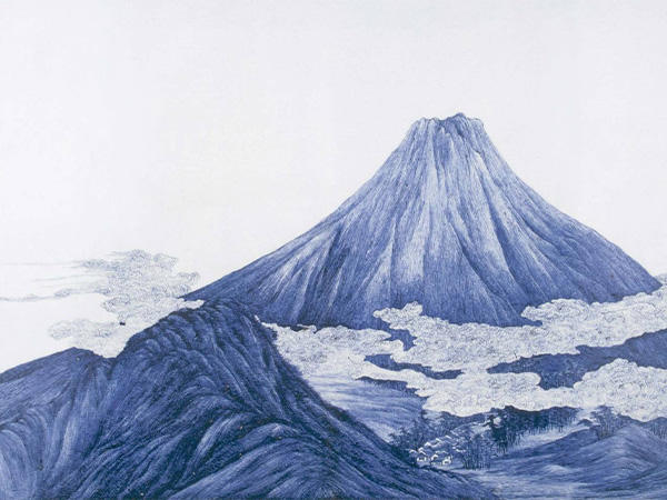The “Fuji plate”, a Seto porcelain painting by artist Kawamoto Masukichi.