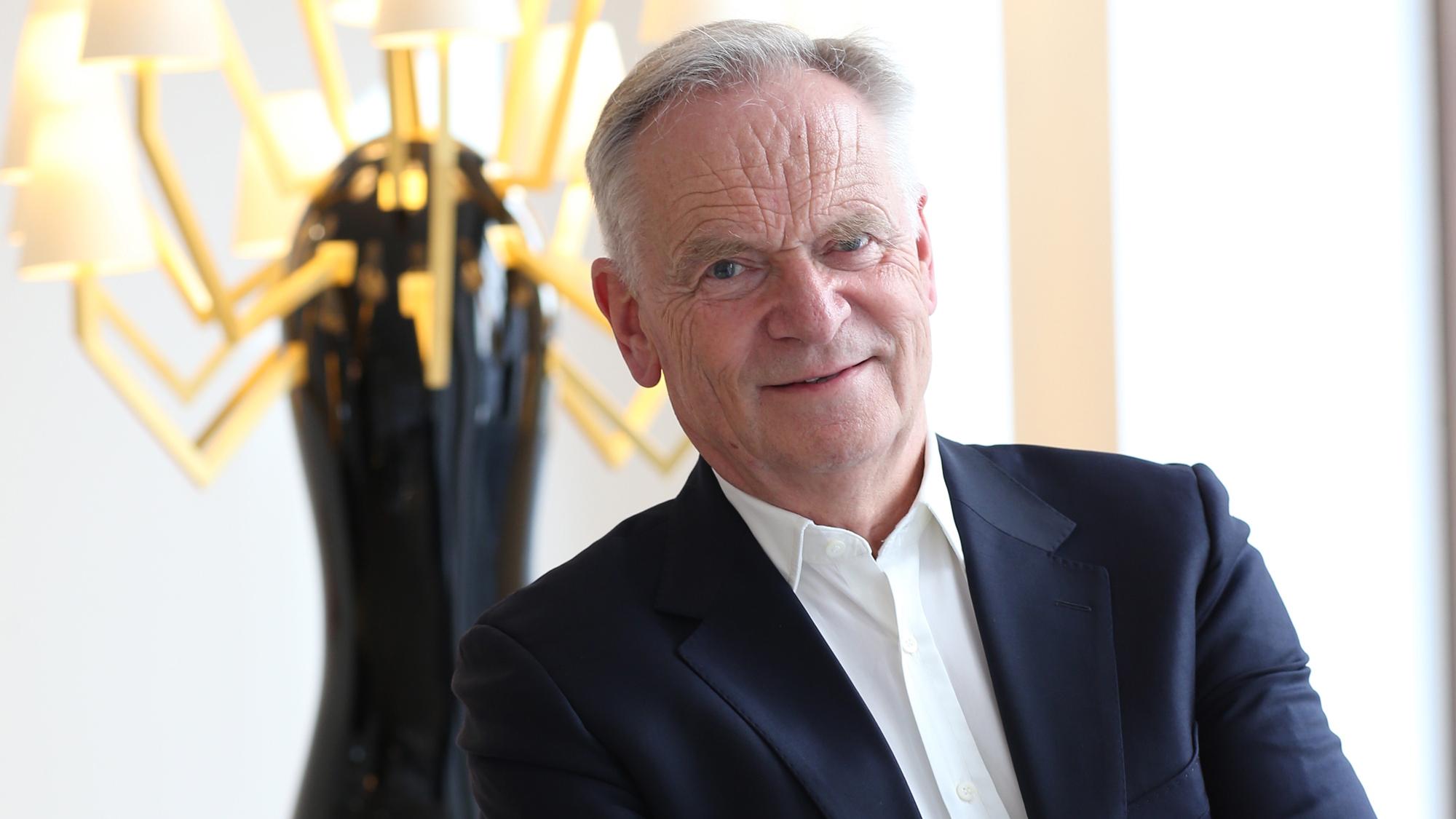 Jeffrey Archer