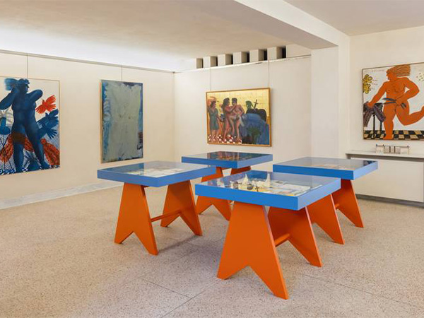An image of an art gallery's collection in Athens.