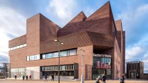 Iranian New Wave cinema, London’s Sadler’s Wells East and the Château La Coste in Provence