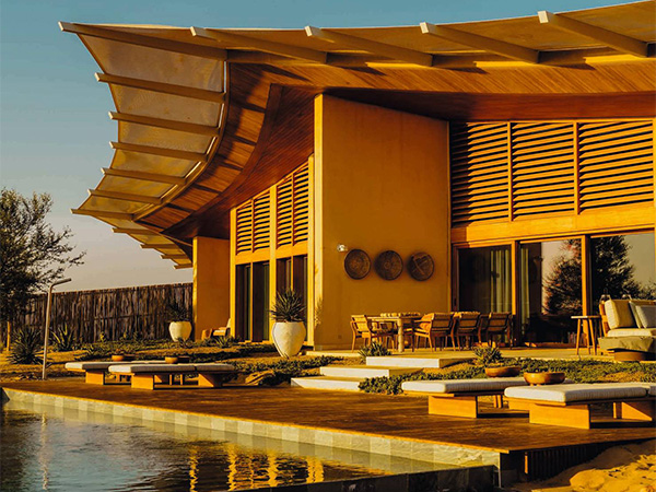 Exterior image of a Red Sea resort.