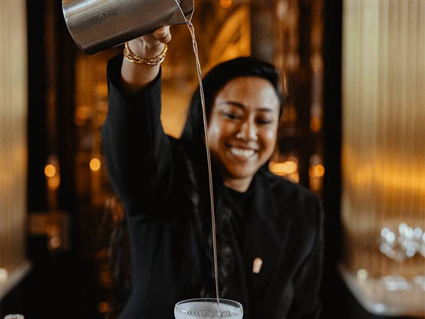 A portrait of Lidiyanah “Yana” K.