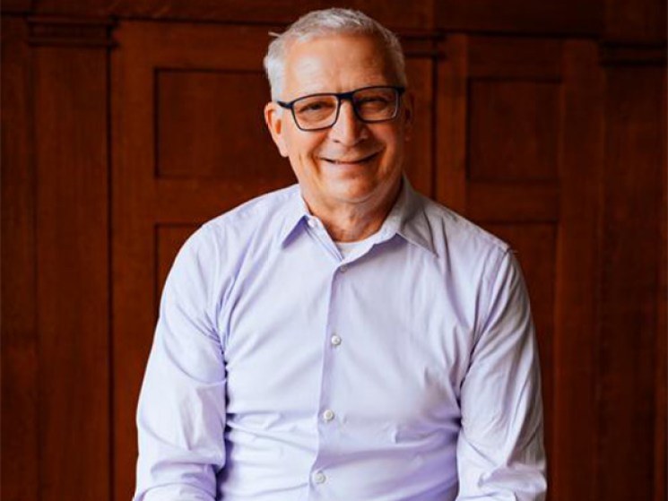 A portrait of Thomas Steinemann.