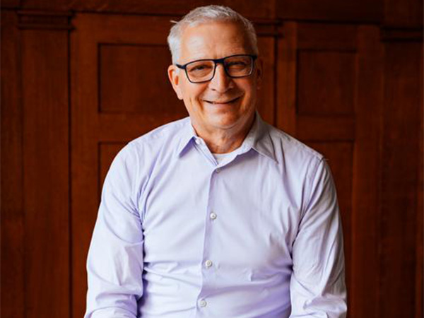 A portrait of Thomas Steinemann.