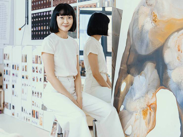 A portrait of Dawn Ng.