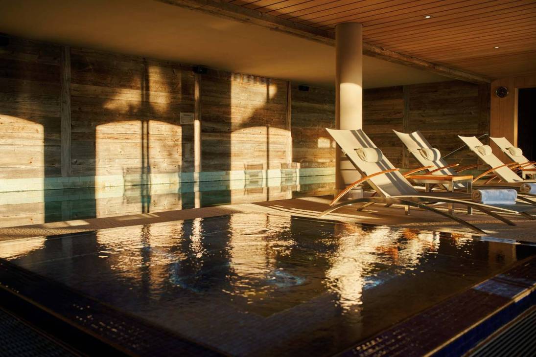 An indoor spa area at LeCrans