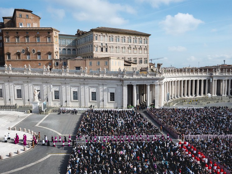Pope Francis lies in state in St Peter’s Basilica
