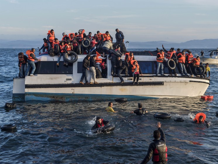 ‘Let them choose voluntary return or prison’ – the Greek migration minister Makis Voridis’s warning to the EU