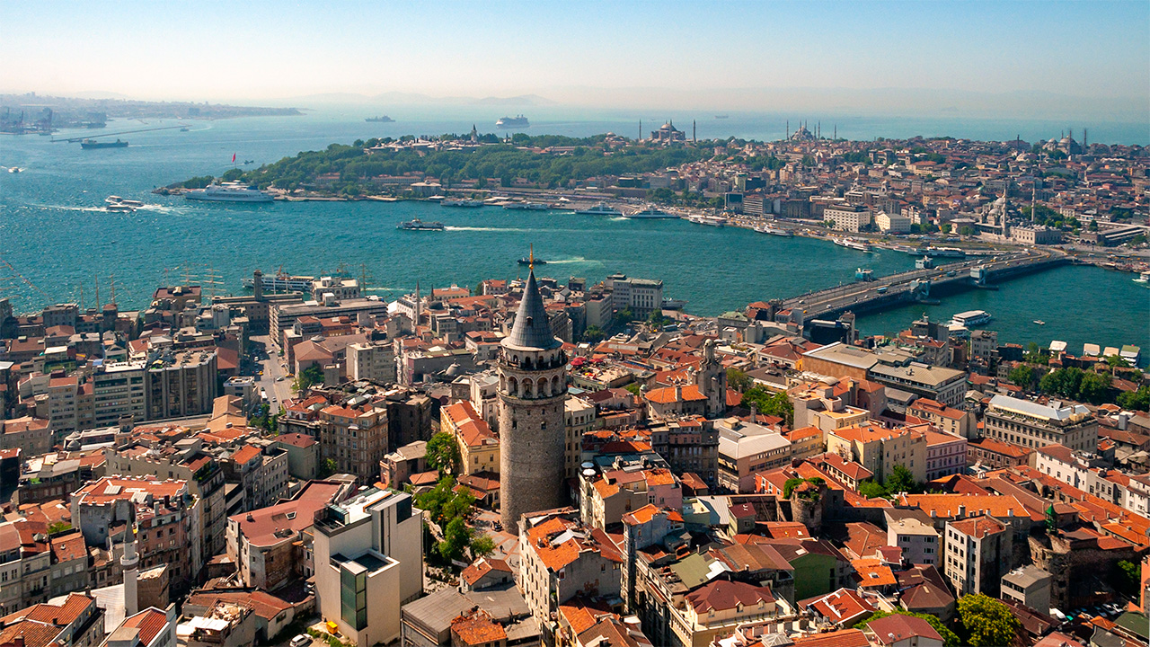 Fresh dispatches from Istanbul and Australia