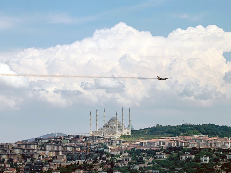 World news with check-ins from Lisbon and Istanbul