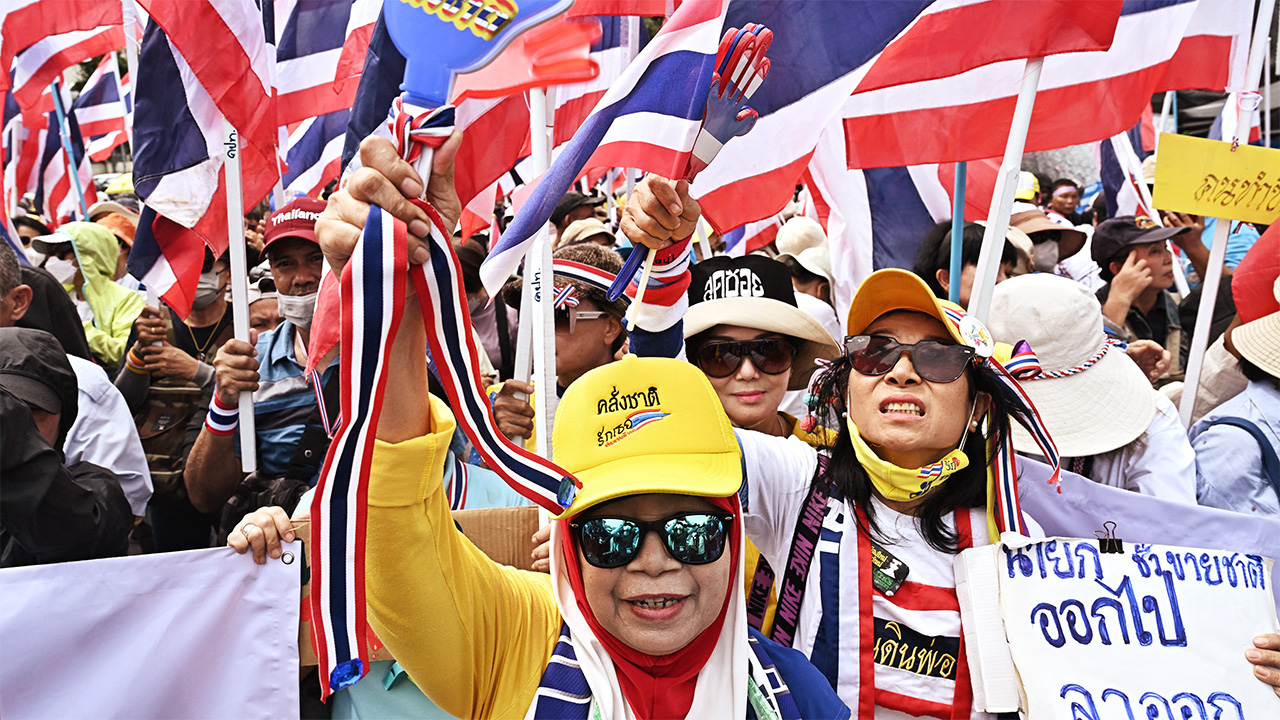 Explainer 473: Cambodia, Thailand and phone-call warfare