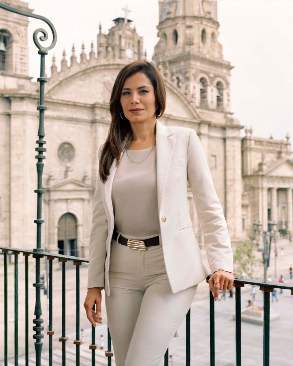 Delgadillo García standing outside Guadalajara’s city hall