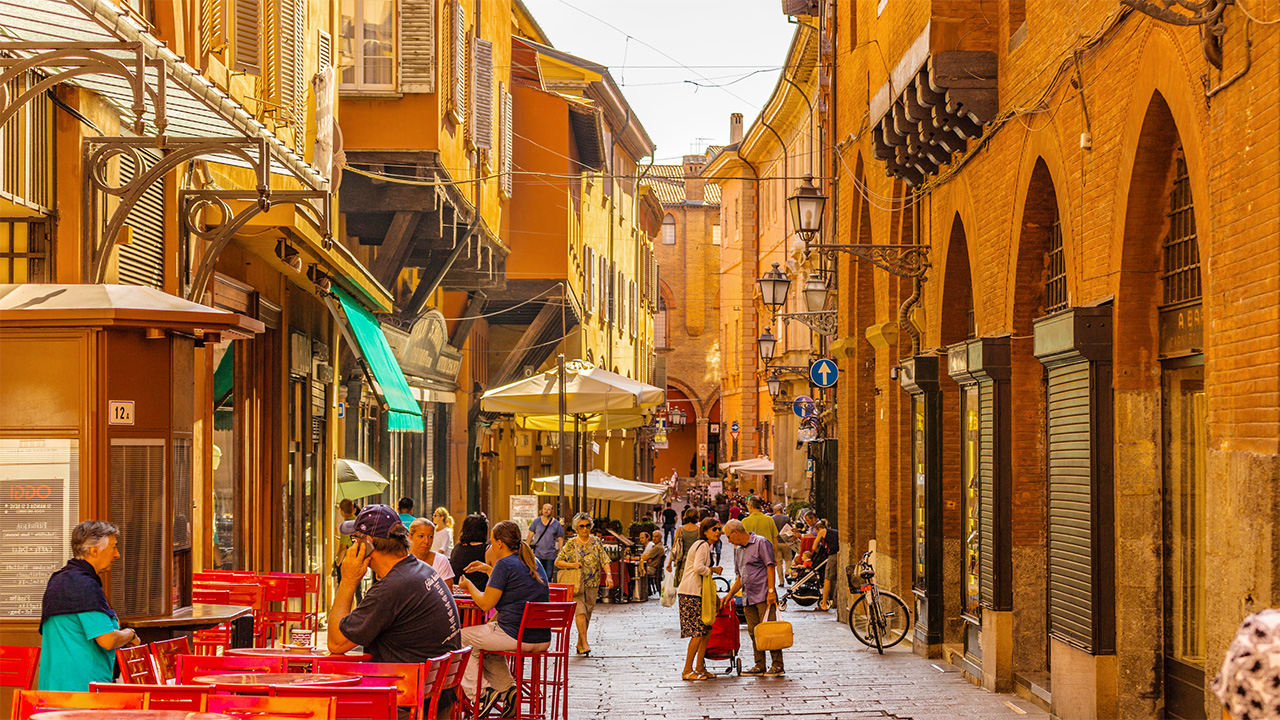 Bologna's historic market neighbourhood, Quadrilatero