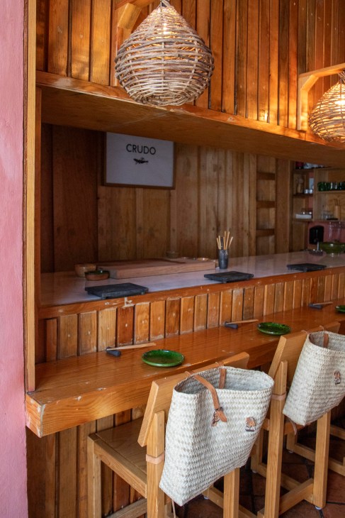 Counter at Crudo