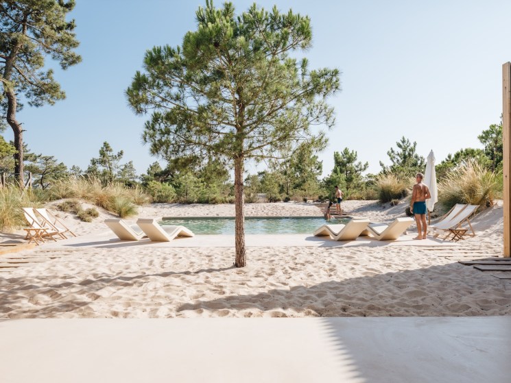 Best beach house in Portugal outdoor pool - House in Troia, Setubal, Portugal.