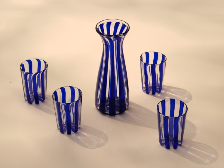 The most beautiful outdoor furniture for long summer dinners