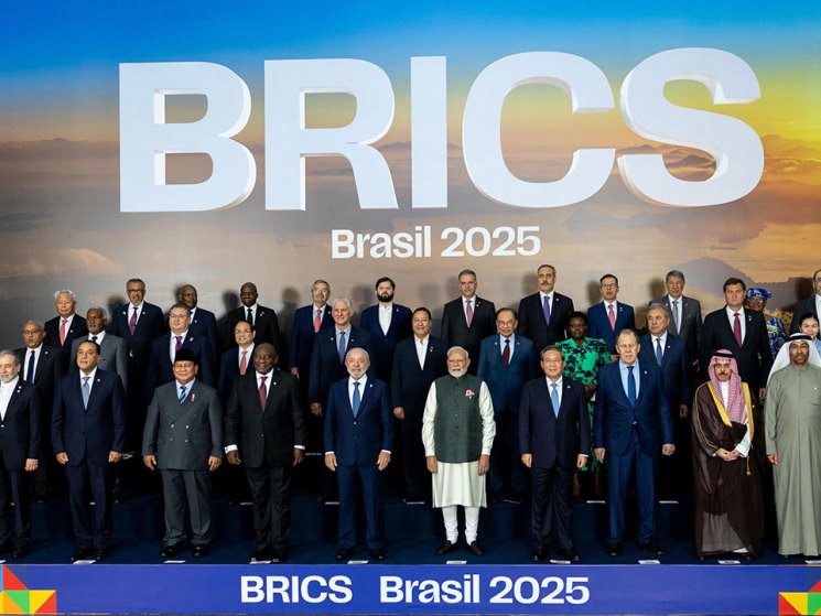 Brics nations criticise Nato’s increased defence-spending target and Parisian swimmers return to the Seine