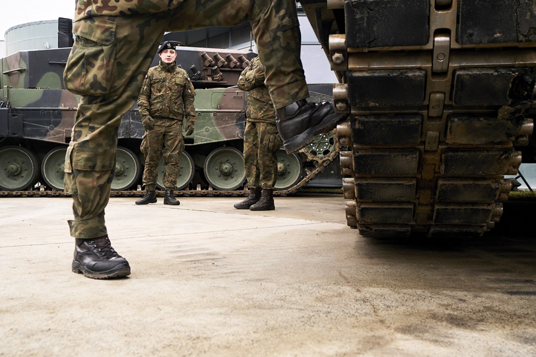 Leopard 2 A4s in Poland