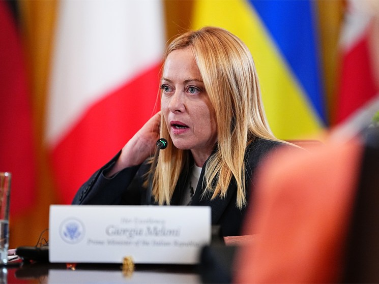 Italy’s Giorgia Meloni: Ukraine talks abroad, media disputes back home