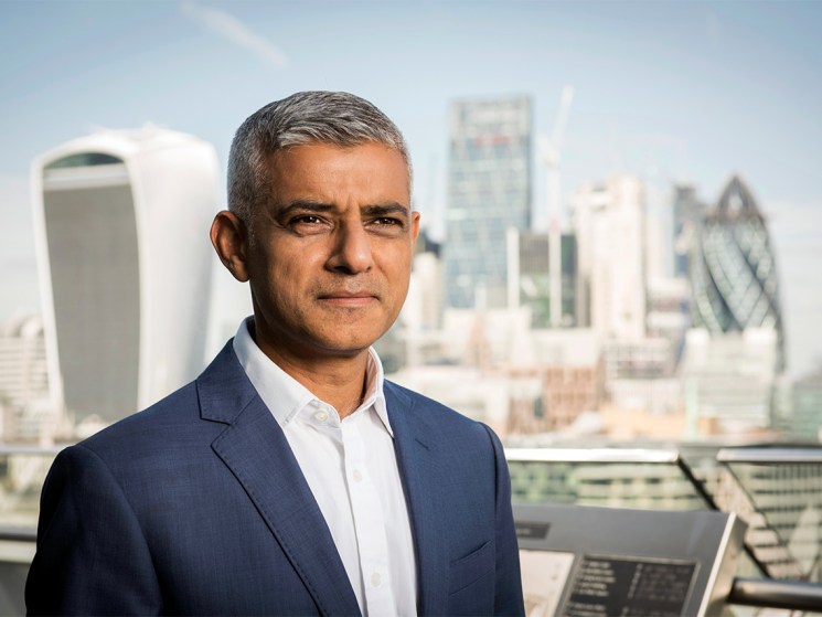 Sadiq Khan supports “a better Heathrow, not a bigger one” as £21bn runway plans are submitted