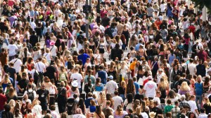 crowd entering Taylor Swift concert Wembley Stadium