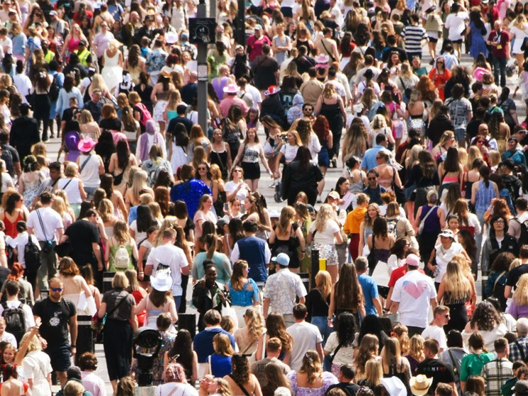 crowd entering Taylor Swift concert Wembley Stadium
