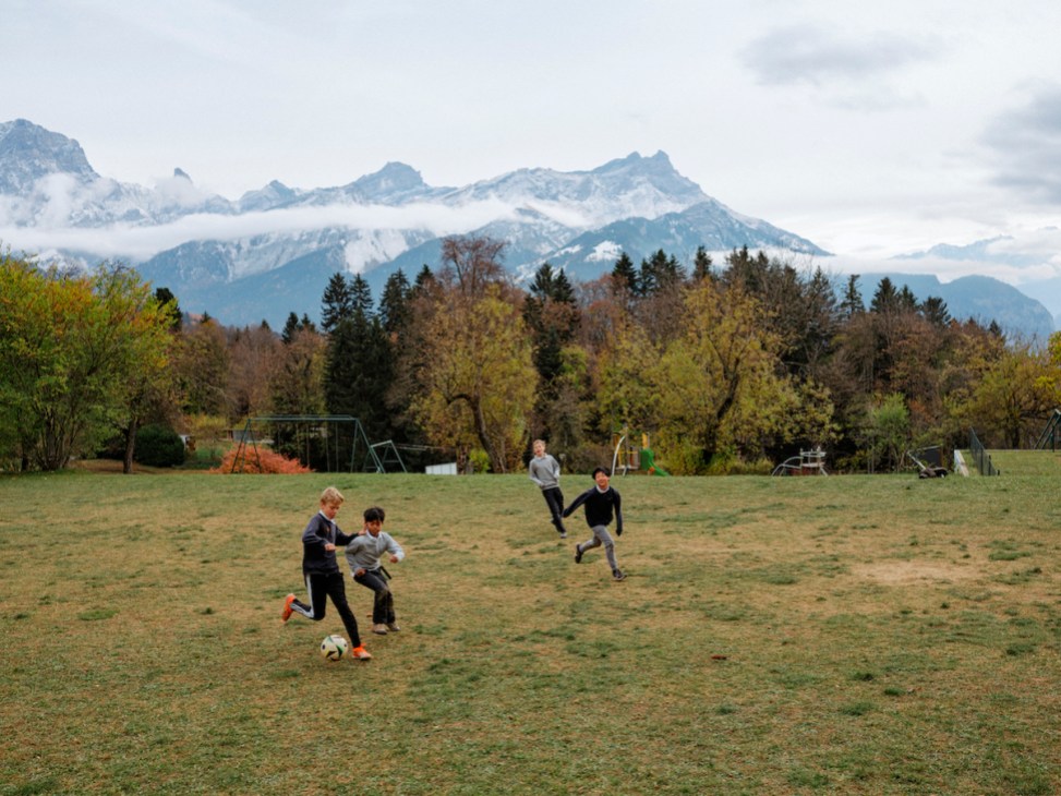 Visiting Prefleuri, an international mountain school close to Geneva which has an emphasis on outdoor activities;
