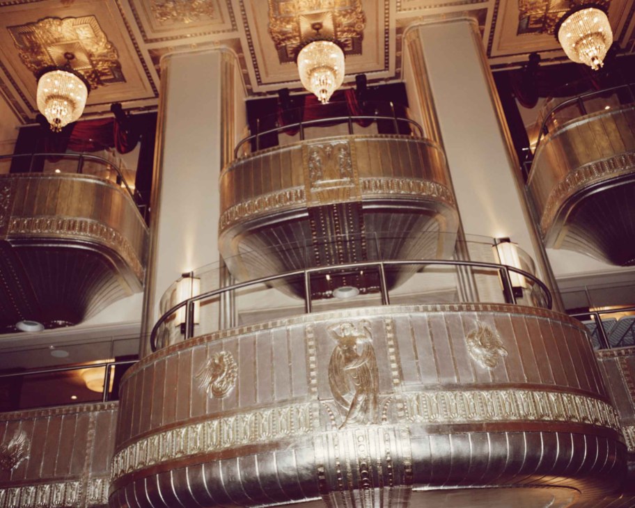 Waldorf Astoria, ballroom