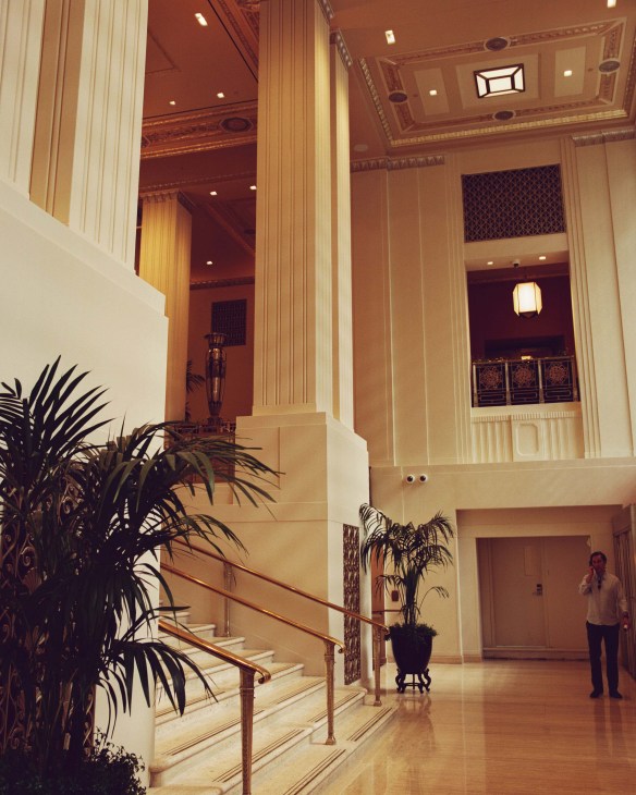 Waldorf Astoria, stairway