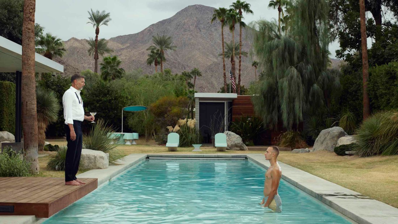 Erwin Olaf, Freedom exhibition pool portrait