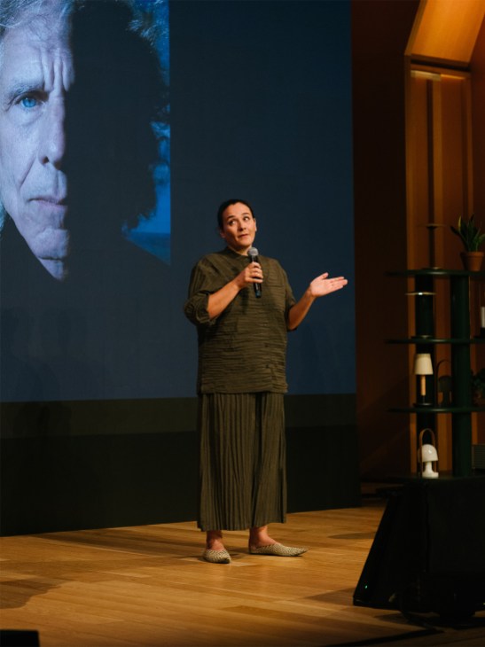 Adriana Domínguez speaks at the Quality of Life conference in Barcelona