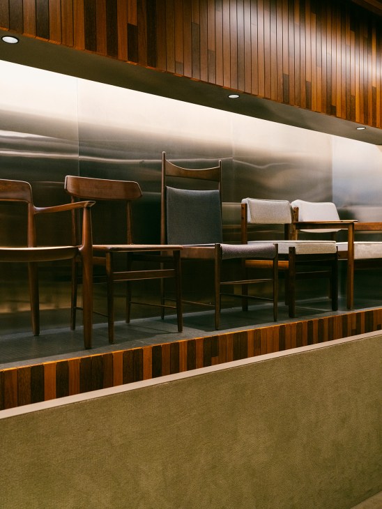 Modernist chairs exhibited at DPOT
