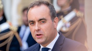 France’s political crisis deepens as prime minister Sébastien Lecornu resigns after just 27 days in office