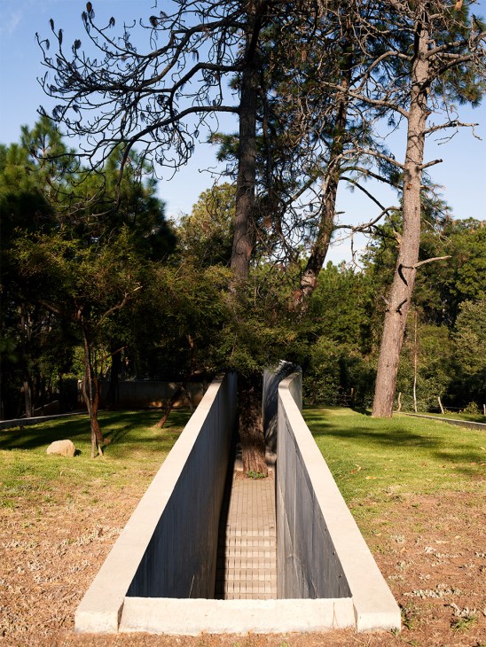 The Glen by HW Studio passage