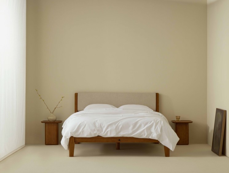 Thuma classic bed, walnut frame