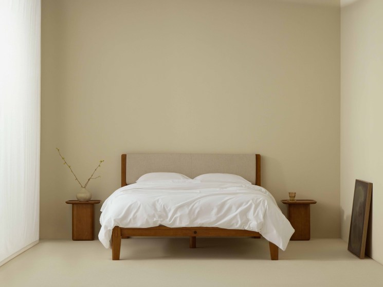 Thuma classic bed, walnut frame