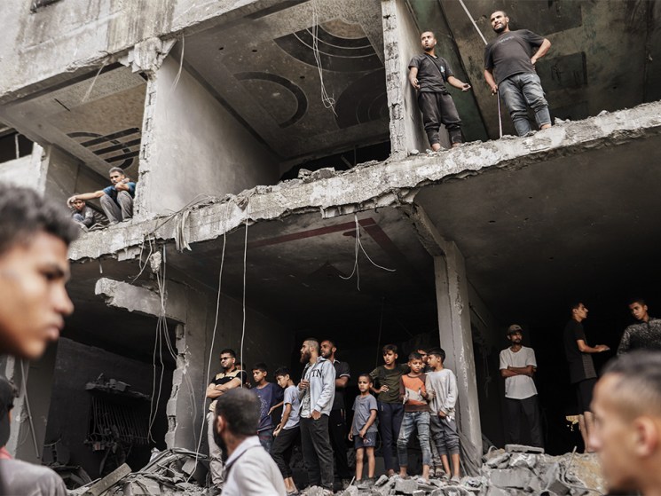 The Gaza ceasefire faces further tests. Plus: how important is a leader’s sense of style?