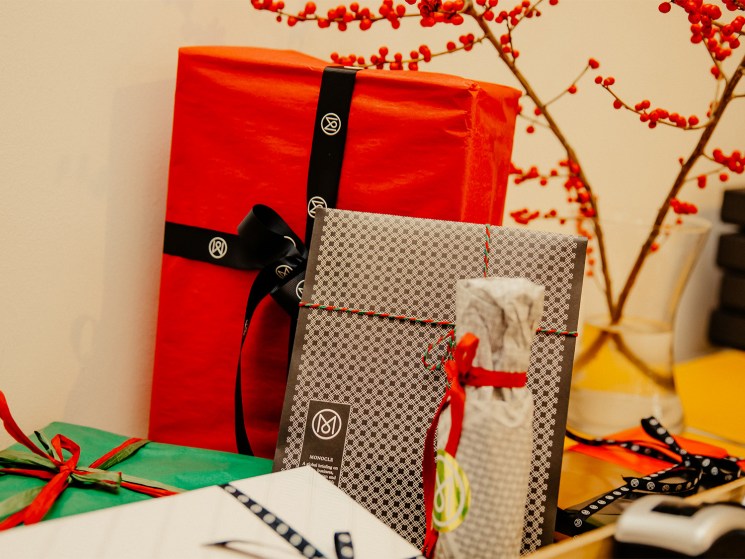 Monocle gift wrapping