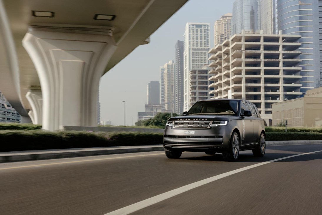 Range Rover SV Tourmaline Brown Satin