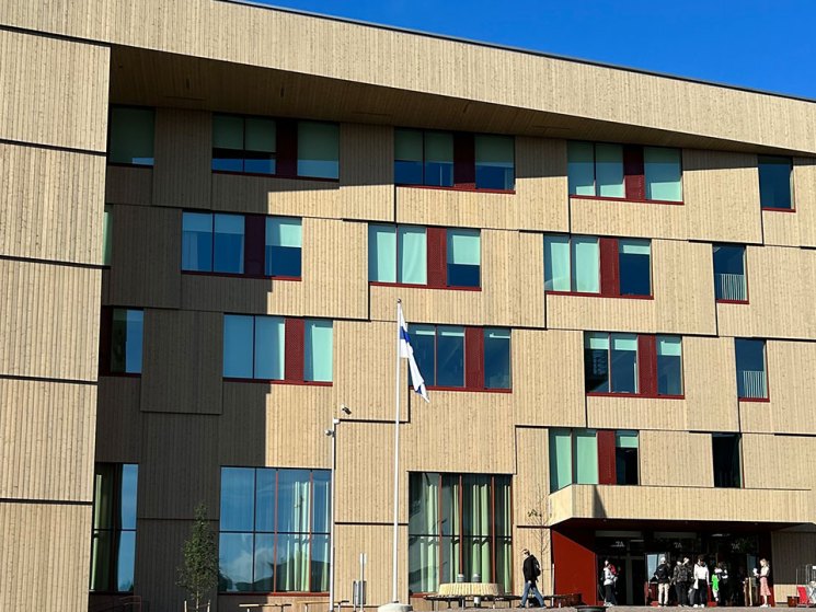 Tall Stories 485: Helsinki Upper Secondary School of Natural Sciences