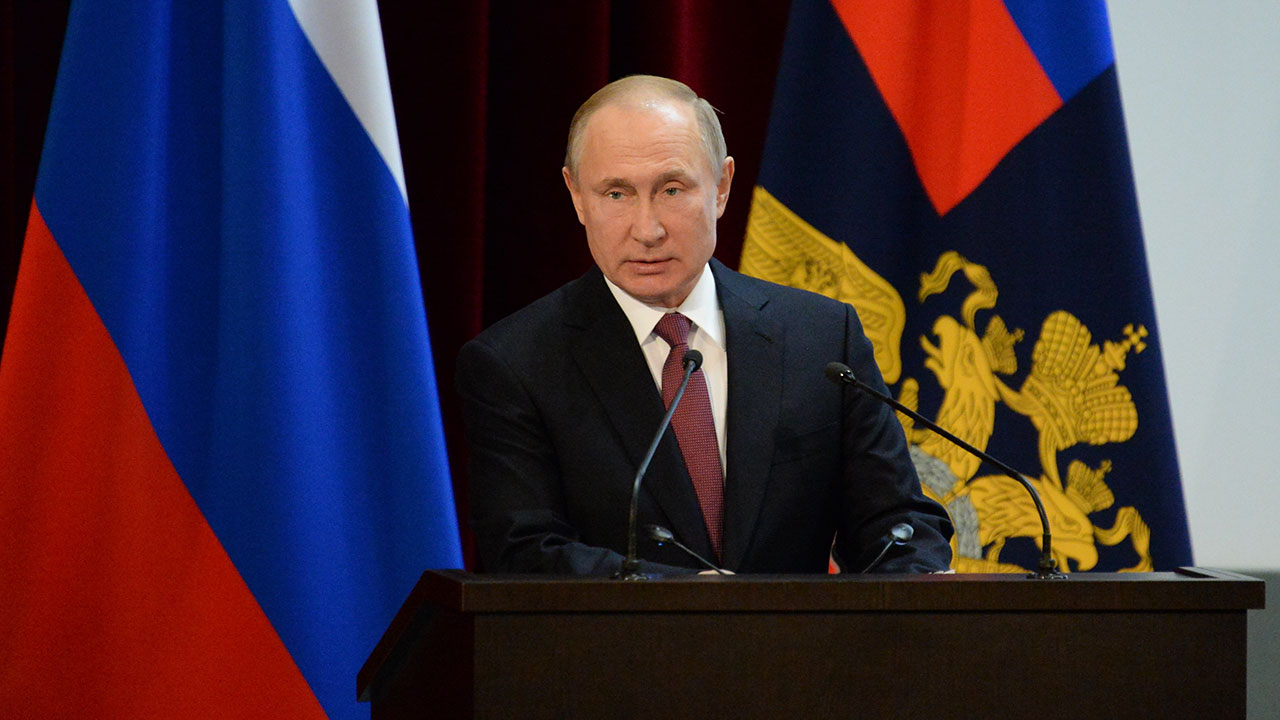 What do Russians really think of Putin?