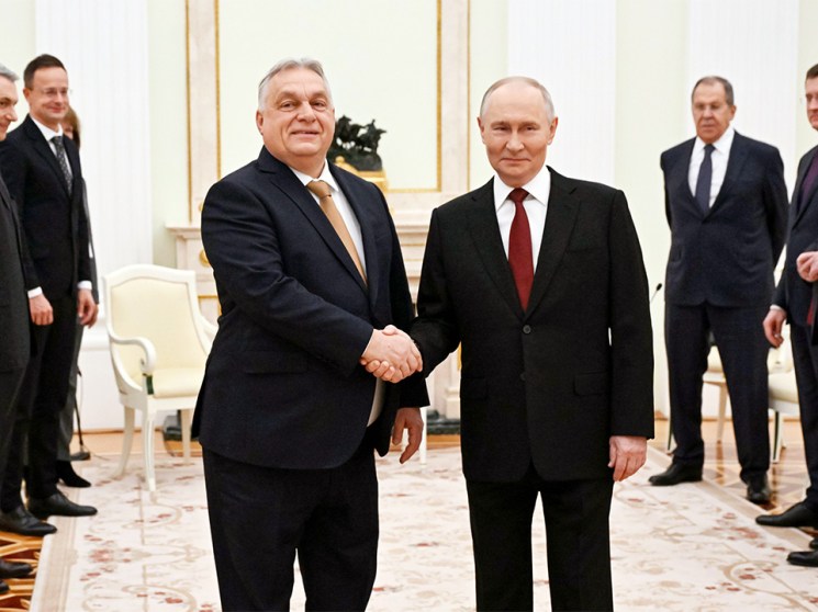 Viktor Orban meets with Putin as Ukraine’s corruption scandal worsens