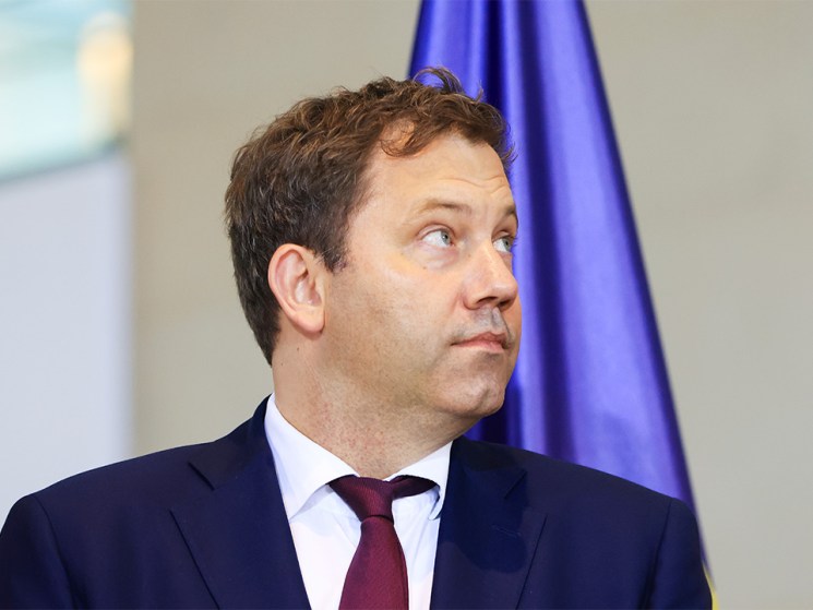 How close is too close for Germany and China? Beijing meeting sets the stage