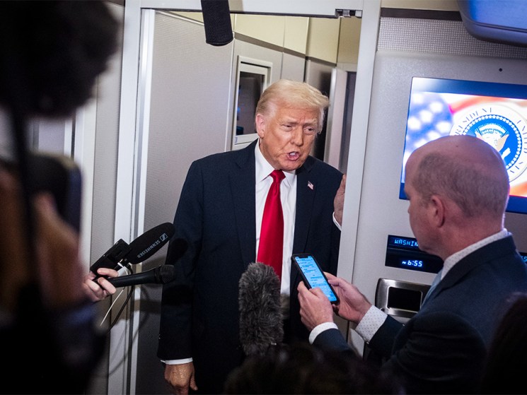 US accused of acting for Kremlin and how to move a national archive