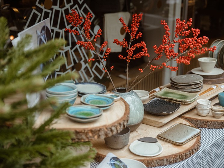 News and cheer from Zürich’s Christmas Market